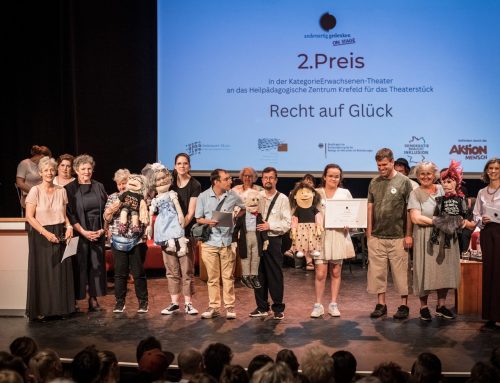 Artikel in der Rheinischen Post über Wettbewerb „andersartig gedenken“